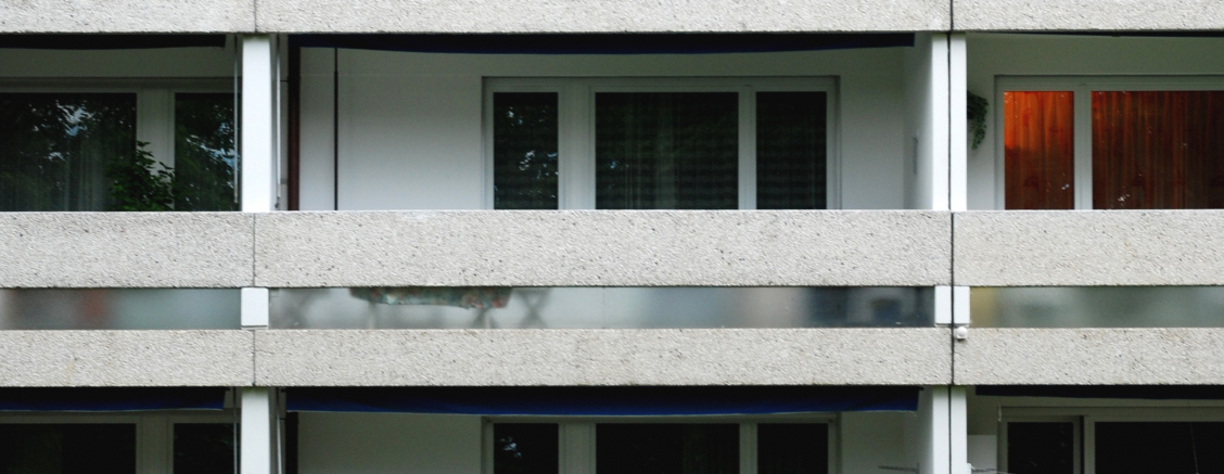Fenêtres en aluminium, solides et durables avec montage pour un bon prix. Paris