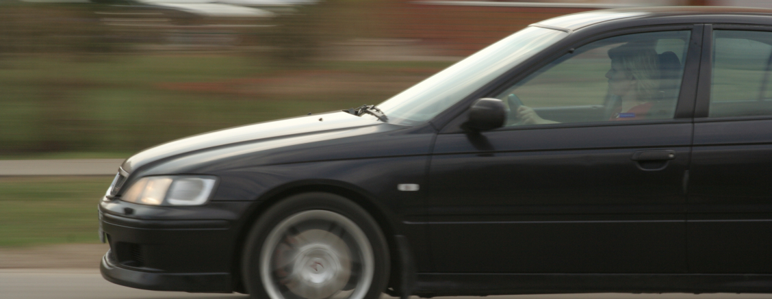 Tanie, szybkie kursy prawa jazdy na samochód osobowy z płatnością w ratach Skierniewice