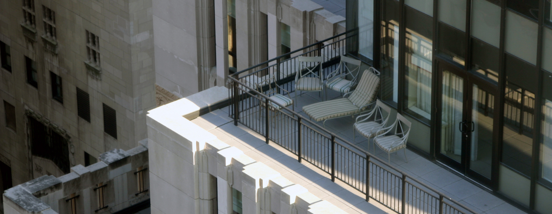 Les portes de balcon ou de terrasse, à basse consommation, bien isolées et à grande vitrage. Paris